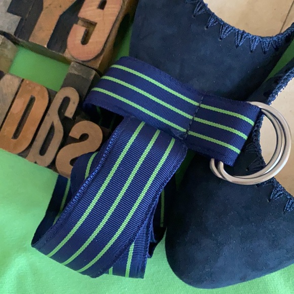 J. CREW Navy with Kelly Green Stripes Ribbon Belt.